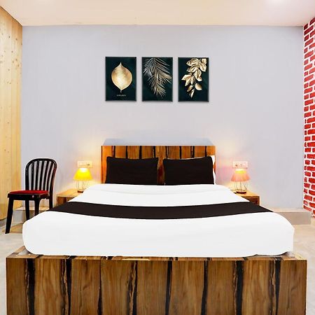 Hotel O Indo Tiger Risikés Kültér fotó